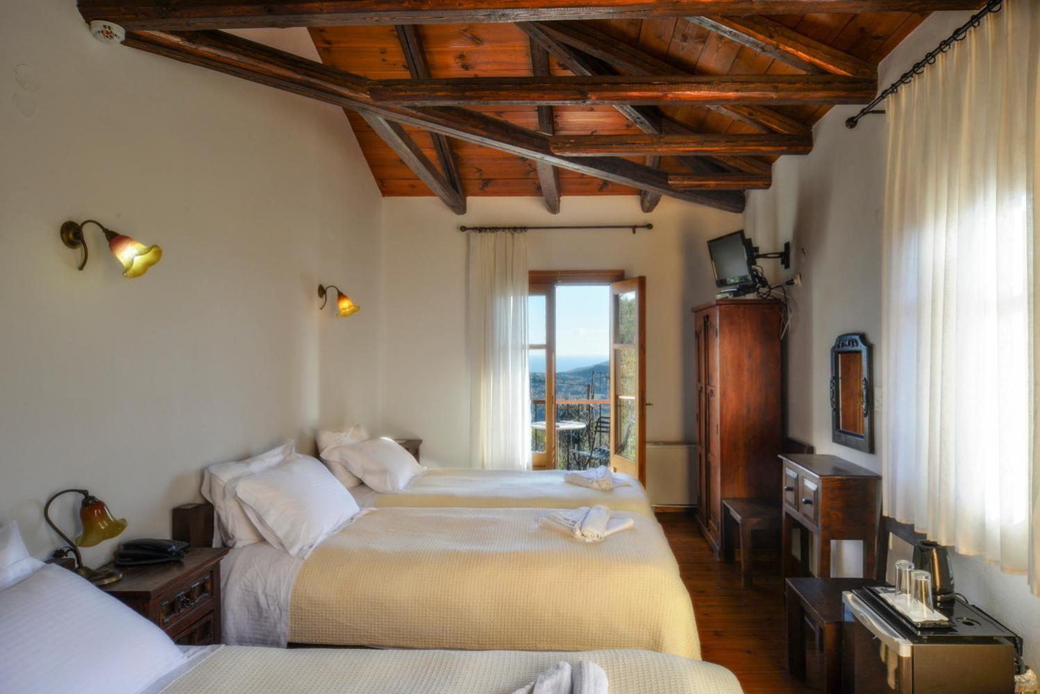 Eos - Authentic Experience Hotel Skiti Room photo
